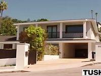 Lana Rhoades super sexy