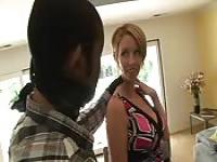 Der Dieb törnte sie an