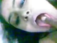 Teen Indian amateur showing off her sexy mouth